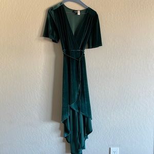 Lulu‘s Highlow dress